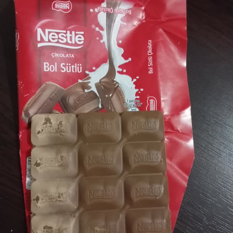 Nestle Sütlü Çikolata Renginde Belirgin Değişim Ve Bozulma Şüphesi