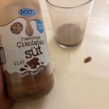 BİM Dost Kakaolu Sütte Plastik Parça Çıktı Çocuklar Risk Altında