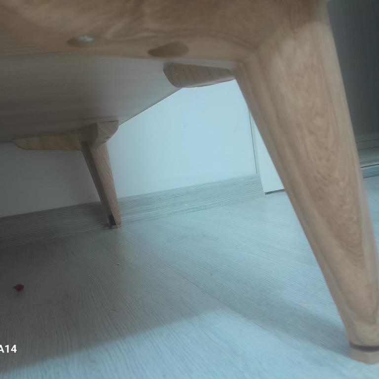 İstikbal Çocuk Odası Ayakları Gerçek Ahşap Değil Plastik