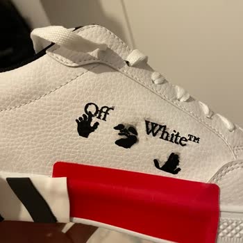 İlanla Uyuşmayan Ve Defolu Ayakkabı, Satıcının Kaba İade Reddine Karşı Şikayet