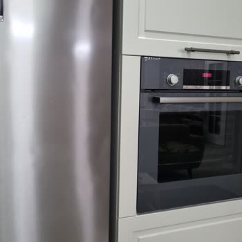 Bosch Kombi Buzdolabı Kapak Görünüm Kusuru İçin Değişim Talebi