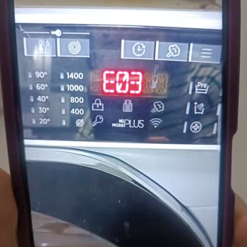 Hoover Makinemde E-3 Arızası İçin Yerinde Servis Talebi Ve 750 TL Ücret İddiası