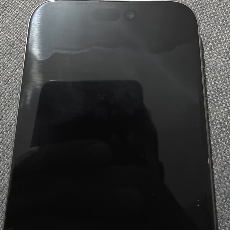 iPhone Ekran Sorunu Ve Servis İlgisizliği: Kullanıcı Hatası İddiası Ve Bilgilendirme Eksikliği!