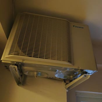 Daikin Servisinde Saygısız Davranış Ve Yetersiz Ekipman!