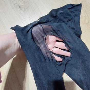 Penti Çorapları 8 Saatte Yırtıldı Ve Lastiği Gevşedi