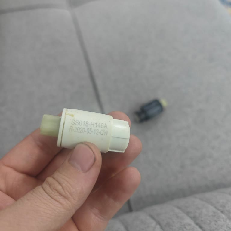 Seramiksan Klozet Kapak Menteşi Yedek Parçası Bulunamıyor