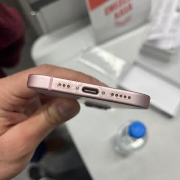 Ayıplı Yenilenmiş Apple Telefonu Batarya Şişmesi Ve Hasarlı Değişim