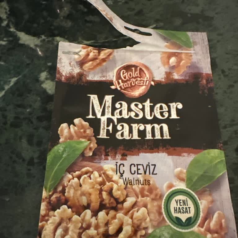 Gold Harvest Kuruyemiş Cevizlerin Bir Kısmında Böcek İlacını Andıran Yoğun Bir Mazot Tadı Vardı
