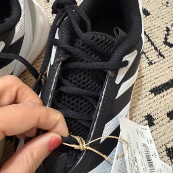 Kullanılmış Spor Ayakkabı Ve Sorunlu İade İşlemi