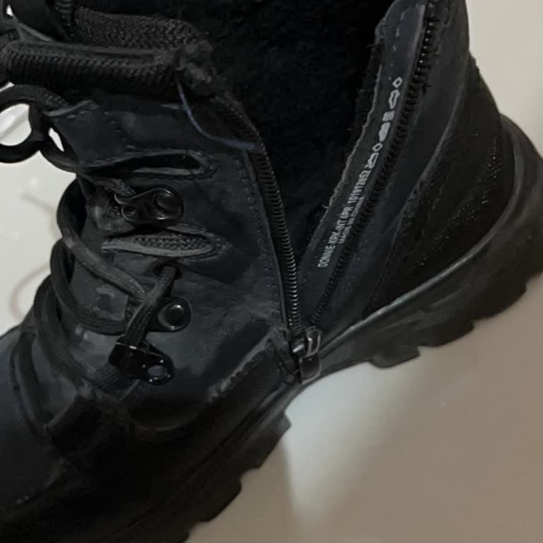 Kinetix Çocuk Botunda Bağcık Kopması Ve Fermuar Arızası Nedeniyle Değişim Talebi