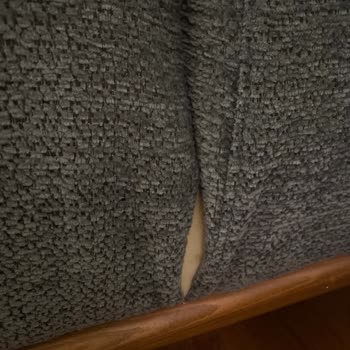 Kusurlu Koltuk Takımı Ve Tam Değişim Talebinin Gecikmesi