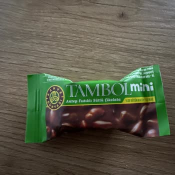 Bayat Ve Ekşi Çikolataların Satışı Sağlık Endişesi Yaratıyor