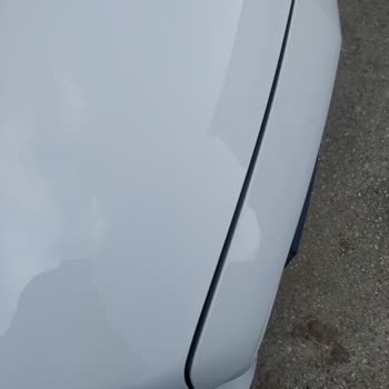 Bosch Car Service Far Tamiri İçin Sahte Ücret Talebi ve Saygısız Davranış ve Araç Güvenliği İhmali