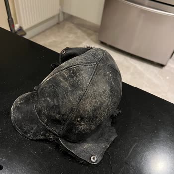 Trendyol Express Teslimat Hatası: Paketin Bahçeye Atılması Ve Köpek Tarafından Zarar Görmesi