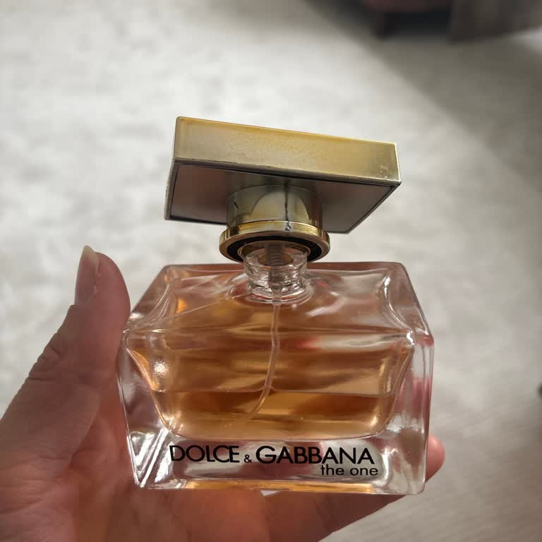 Dolce & Gabbana Parfümü Farklı Ve Kırık Geldi, Satıcı Hesabımı Engelledi