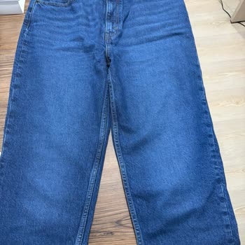 Ürün Görselleriyle Uyuşmayan Renk Ve Duruş Nedeniyle Değişim Ve İade Talebi