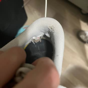 Adidas Deri Ayakkabının Kısa Sürede Kırılması Ve Mağazanın Kullanım Hatası İddiası