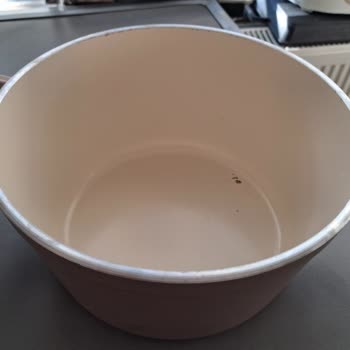 Emsan Crystal Tencere Setinde Deforme Ve Soyulma, Değişim Ya Da İade Talebi