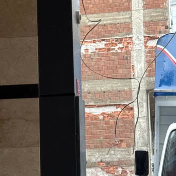 Bina Yıkımı Sonrası Türk Telekom Altyapısının Çökmesi Ve Acil Müdahale Talebi