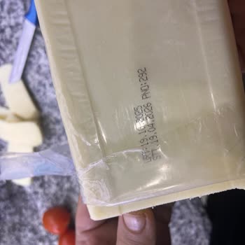 Kaşar Peynirinde Sert Ve Acı Parça Tespiti Hijyen Şikayeti