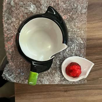 Yurtiçi Kargo Tüm Uyarılara Rağmen Alıcıya Kırık Şekilde Teslim Edilmiştir