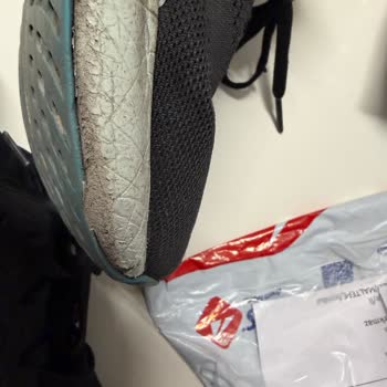 Boyner'den Asics Ayakkabısında Hızlı Deliklenme ve Geri Ödeme Talebi