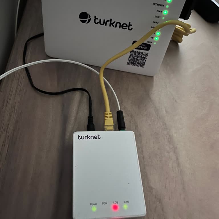 Ay İçinde İki Kez İnternet Kesintisi Ve Yetersiz Destek