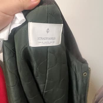 Stradivarius Montunda Kısa Sürede Dikiş Açılması Ve Kalite Şikayeti