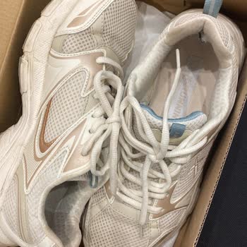 FLO Online’da Kinetix Ayakkabısının Hızlı Topuk Aşınması Ve Olumsuz Müşteri Hizmetleri