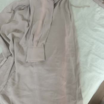 Leke İçeren Elbise Teslim Alındı Cevapsız İletişim Ve Geri Ödeme Talebi