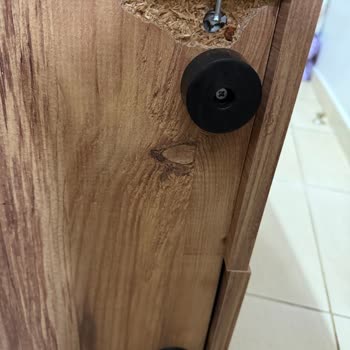 Kırılan Dolap Ve Kargo Ücreti İadesi Talebi