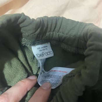 DeFacto Eşofman Altı Anında Yırtıldı, Dayanıksız Ürün Şikayeti