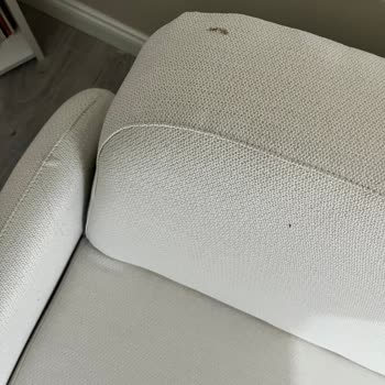 Teslim Edilen Koltuk Takımı Kullanılmış Ve Kirli, Acil Çözüm Talebi