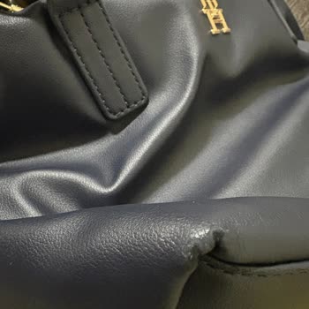 Tommy Hilfiger Çantasının Hızlı Eskimesi Ve Değişim Talebi