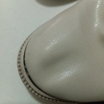 FLO Ayakkabı Ayakkabı Tabanı Açıldı Ve Müşteri Hizmetlerinden Bilgi Gelmedi