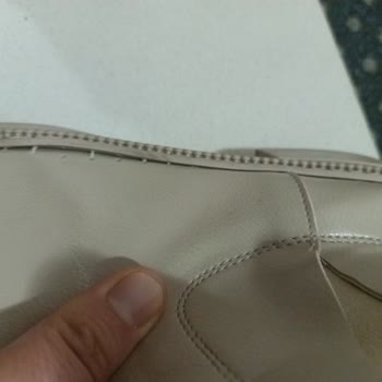 FLO Ayakkabı Ayakkabı Tabanı Açıldı Ve Müşteri Hizmetlerinden Bilgi Gelmedi