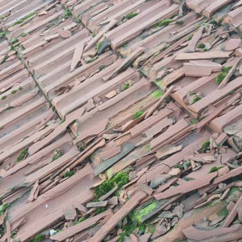 Kılıçoğlu Çatı Kiremiti Beklenen Ömrü Aşmadan Dağılıyor, Garanti Ve İletişim Sorunları