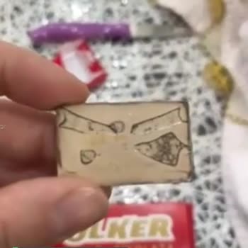 Ülker Sütlü Değil Küflü Çikolata