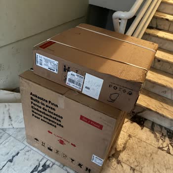 Ücretli Hammaliye Hizmeti Alınmadı Ve Kargo Görevlisi Saygısız Davrandı