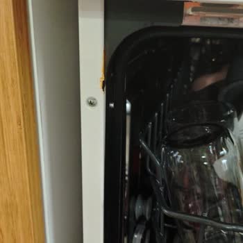 Garanti Kapsamındaki Pas Sorunu Nedeniyle Vestel Bulaşık Makinesinin Değiştirilmesini İstiyorum