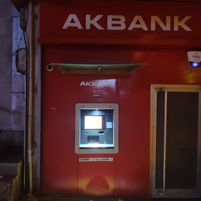 ATM’de Para Sıkışması Nedeniyle 5.000 TL İadesi Talebi