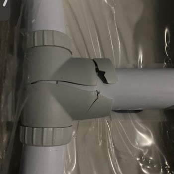 Kırık Ütü Masası Teslimatı Ve Müşteri Hizmetlerinden Yanıt Almama