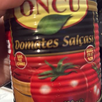 Alibeyköy A101 Şubesinde Öncü Salçada Kirli Madde Ve Sağlık Riski