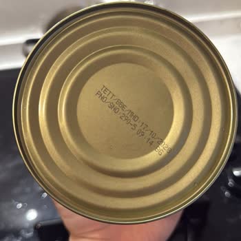 Alibeyköy A101 Şubesinde Öncü Salçada Kirli Madde Ve Sağlık Riski