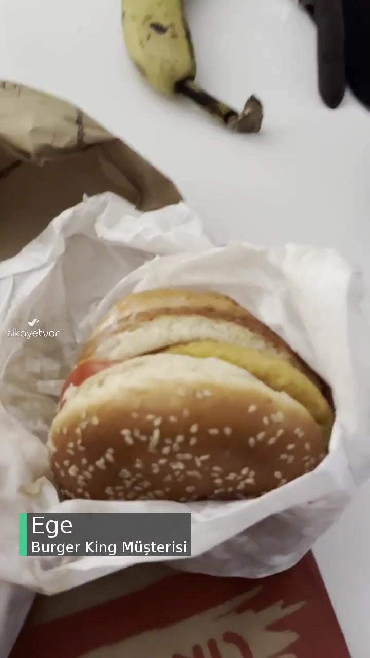 Burger King Alerjiye Rağmen İçine Koyulan Malzeme! videonun kapak resmi