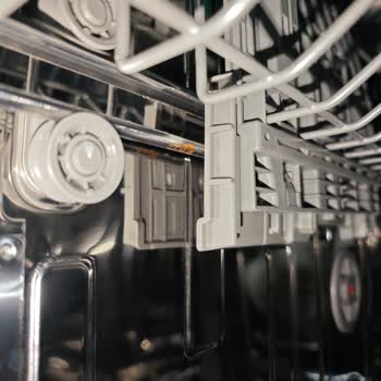 Arçelik Bulaşık Makinesinde Pas Sorunu Ve Ürün Değişimi Talebi