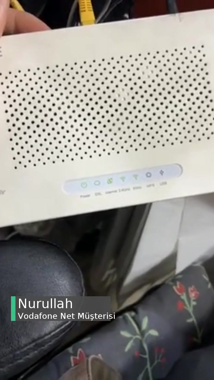 Vodafone Net Bir Haftadır Saha Ekiplerini Bekliyorum! videonun kapak resmi