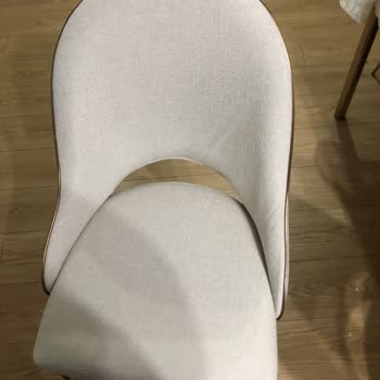 Krem Renkli Sandalyeler Gri Renk İsteği Reddedildi, İade Ve Geri Ödeme Talebim Kabul Edilmedi