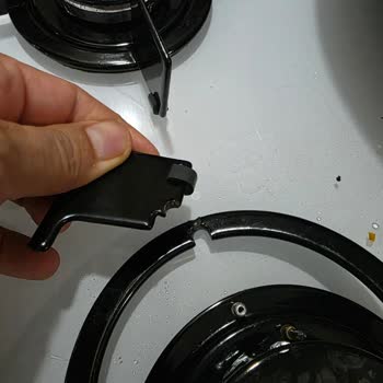 Arçelik Set Üstü Ocakta Kırılan Demir Ayak Parçası Garanti Kapsamına Alınmalı