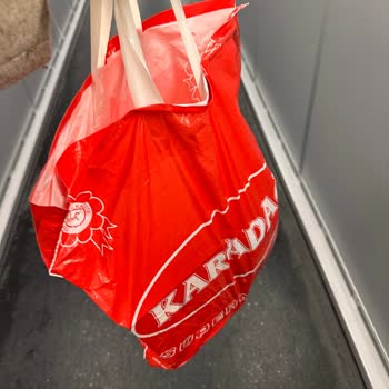 Ajet'te Haksız Poşet Ücreti Ve Bagaj Muamelesi